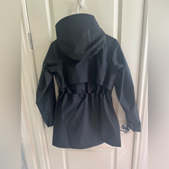 Arc'teryx Women's Codetta Coat Winter Rain Shell Jacket - Picture 3 of 11